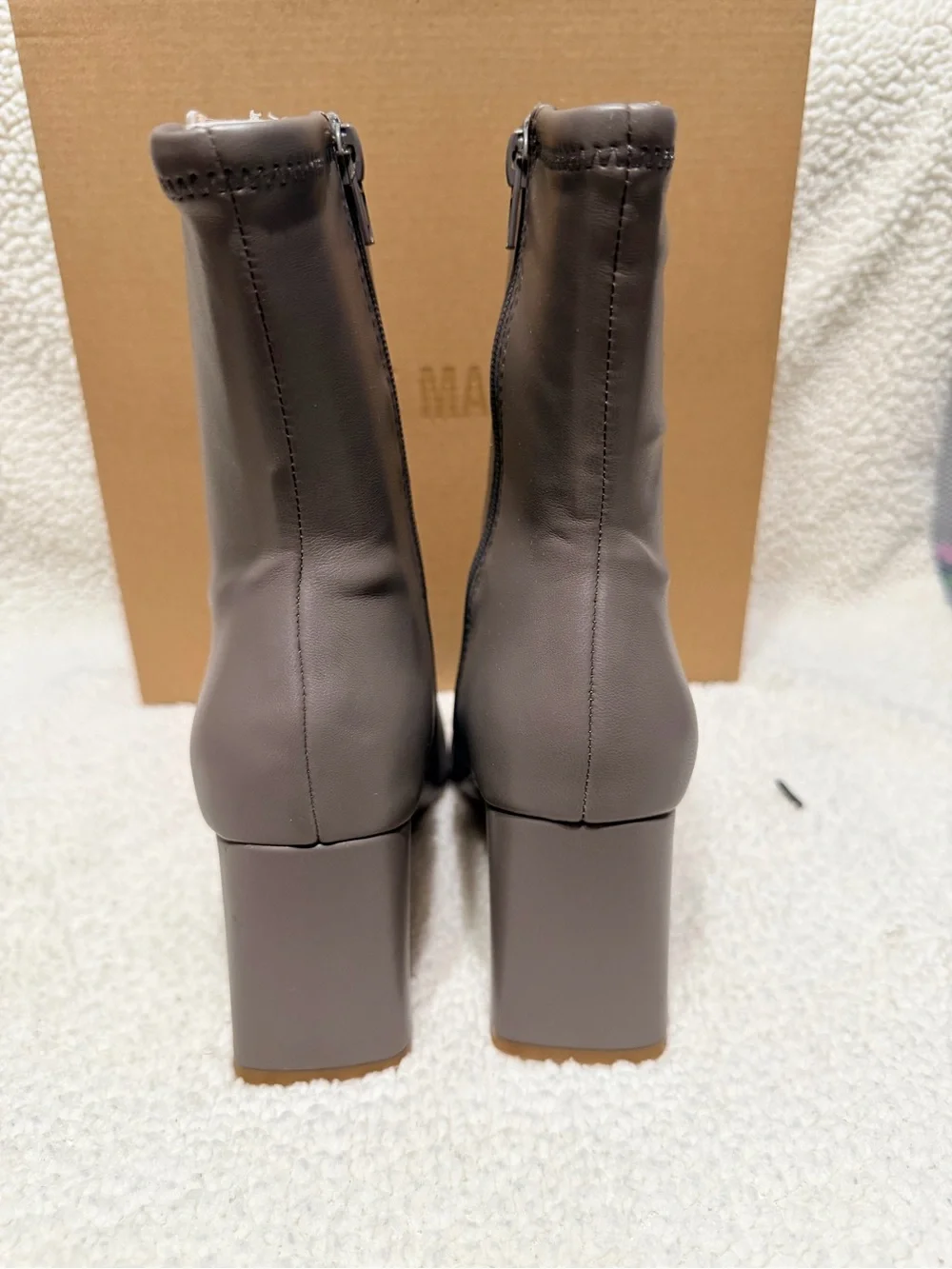Steve Madden sleek stretch